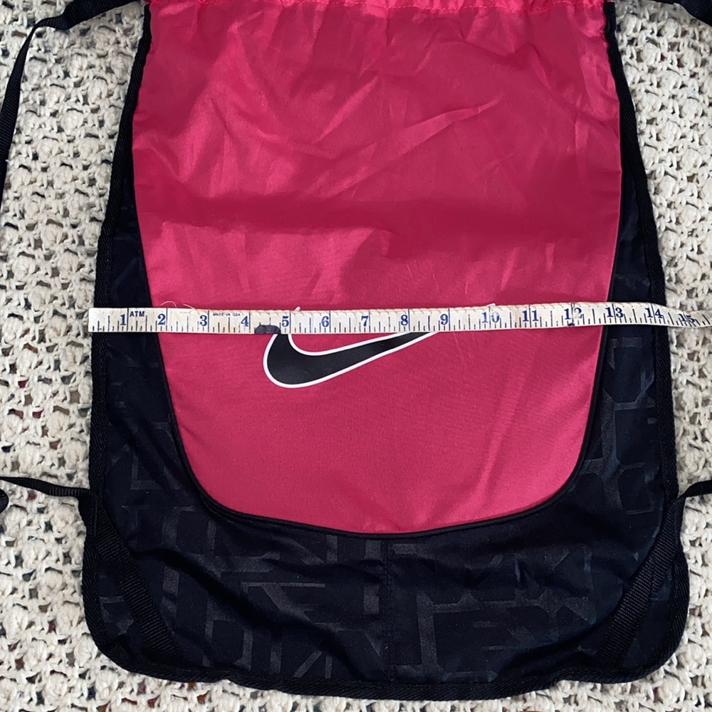 Nike Drawstring backpack. LN condition. - Picture 5 of 6